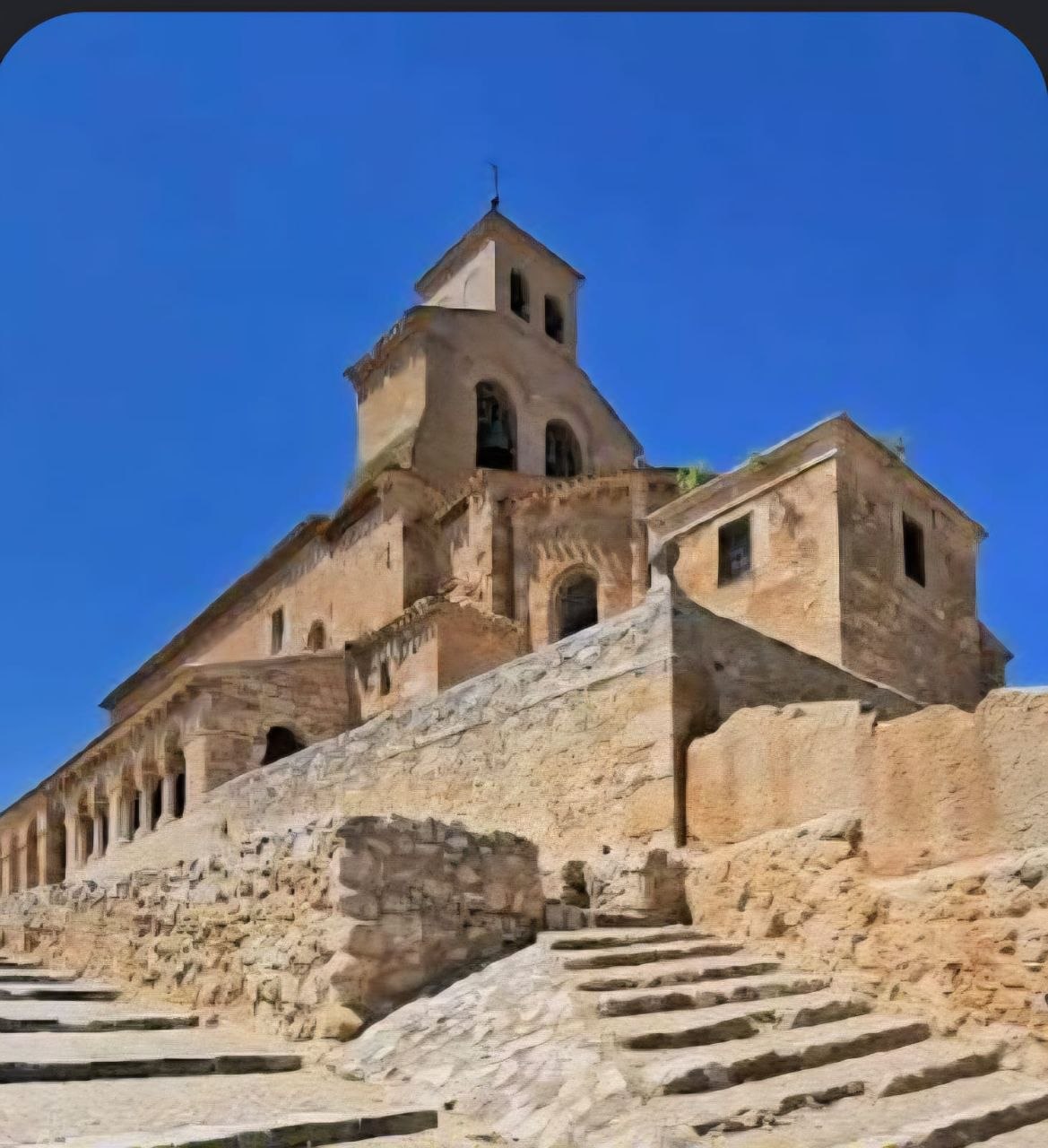 Legado románico y bodegas en San Esteban de Gormaz